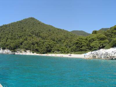 Řecko, Skopelos, Pláž Kastani, před Mammamia