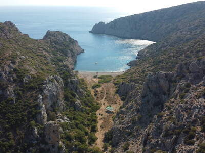 Pláž Avlonia Dotia