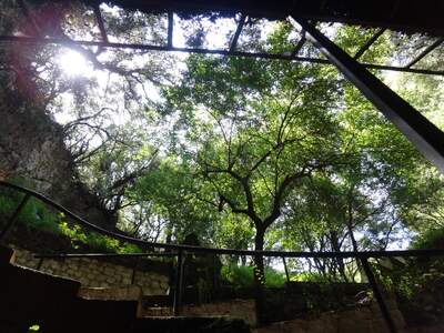 Pláž Drogaratti jeskyně