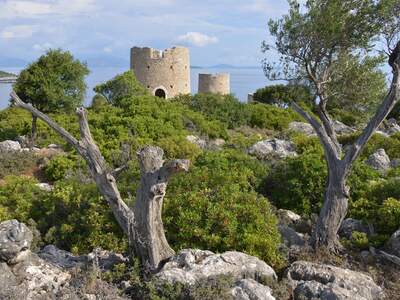 Řecko, Ithaka, Kioni- cesta k mlýnům
