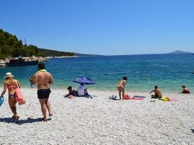 Řecko, Alonissos, Pláž Lefkos Gialos