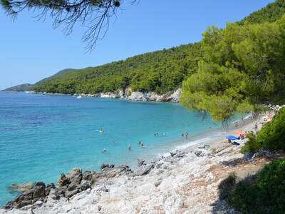 Řecko, Skopelos, Pláž Kastani, po Mammamia