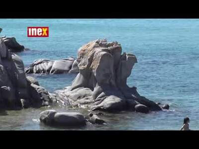 Paros patří ke kykladským ostrovům a rozlohou 194,5 km² se řadí mezi největší z nich. Díky své jedinečnosti patří k jednomu z ...