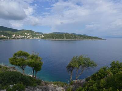 Řecko, Ithaka, Kioni- cesta k mlýnům