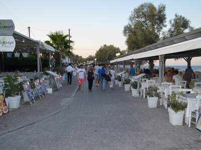 Řecko, Santorini, Letovisko Kamari