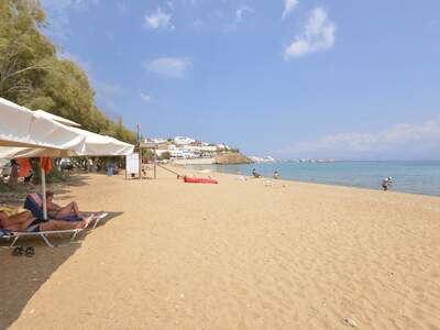 Řecko, Paros, Pláž pod penzionem Deep Blue