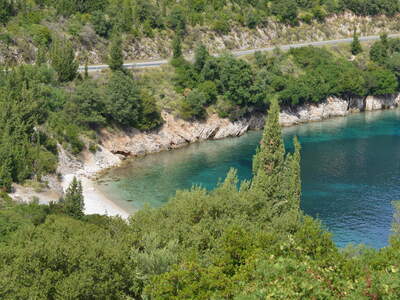 Řecko, Ithaka, Pláž Agios Nikolaos, U silnice