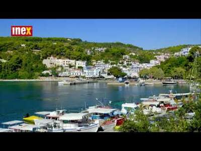 Alonissos se rozkládá v souostroví severních Sporád, v těsné blízkosti ostrovů Skiathos a Skopelos. Rozlohou 65 km² patří k ...