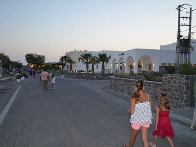 Řecko, Santorini, Letovisko Perissa