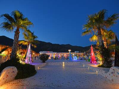 Řecko, Ios, Mylopotas