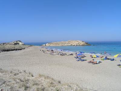 Řecko, Karpathos, Dlouhá pláž v letovisku Lefkos