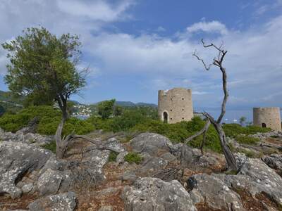 Řecko, Ithaka, Kioni- cesta k mlýnům