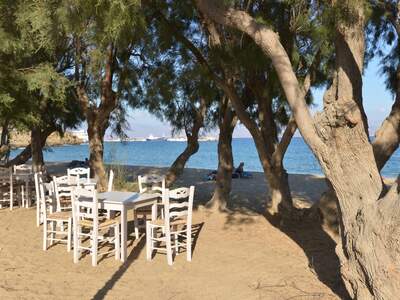 Řecko, Paros, Pláž pod penzionem Deep Blue