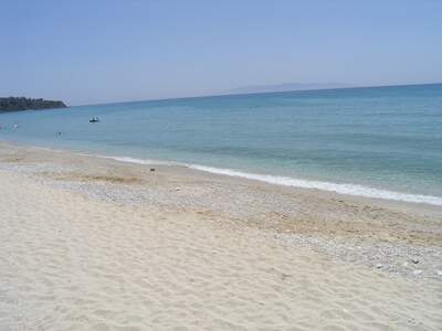 Řecko, Kefalonie, Pláž v letovisku Lourdas