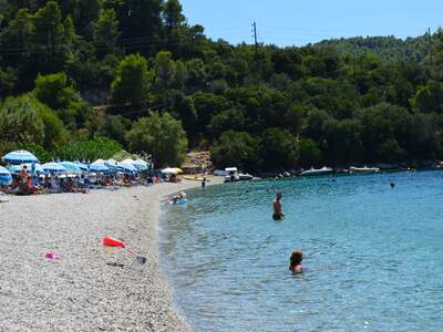 Řecko, Skopelos, pláž Panormos, Levá strana