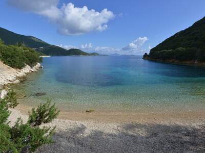 Řecko, Ithaka, Pláž Schinari, Blíž ke Kioni