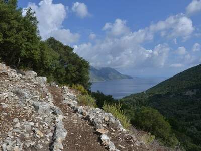 Řecko, Ithaka, Vykopávky Alakomenes