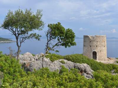 Řecko, Ithaka, Kioni- cesta k mlýnům