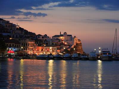 Řecko, Skopelos, Město
