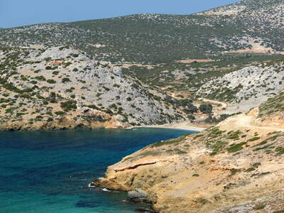 Pláž Karaflos gialos