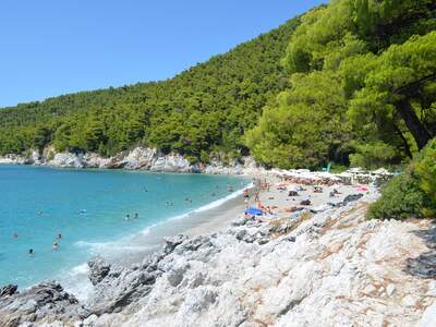 Řecko, Skopelos, Pláž Kastani, po Mammamia