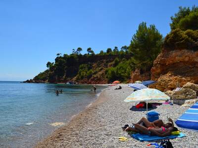 Řecko, Alonissos, Pláž Kokkino Castro