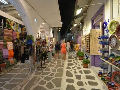 Řecko, Paros, Letovisko Parikia