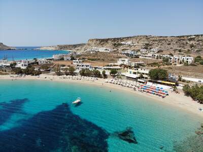 Pláž Lefkos hlavní