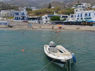 Řecko, Naxos, Letovisko Apollonas