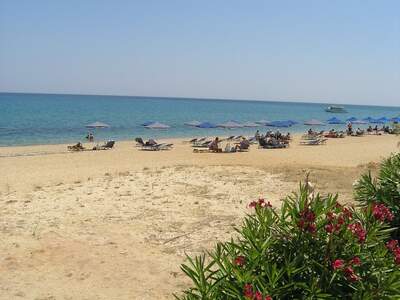 Řecko, Kefalonie, Pláž v letovisku Skala, Před tavernami