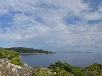 Řecko, Ithaka, Kioni- cesta k mlýnům