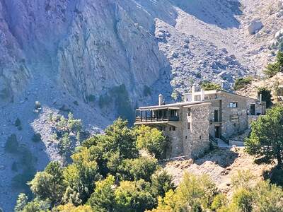 Nástupní místo při výletu  do  Samarie.