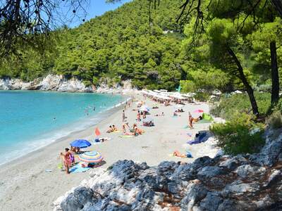 Řecko, Skopelos, Pláž Kastani, po Mammamia