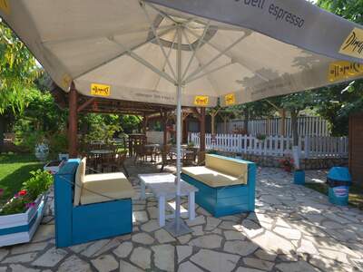 Řecko, Sivota, Pláž Galikos Molos (městská pláž)