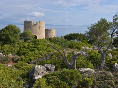 Řecko, Ithaka, Kioni- cesta k mlýnům