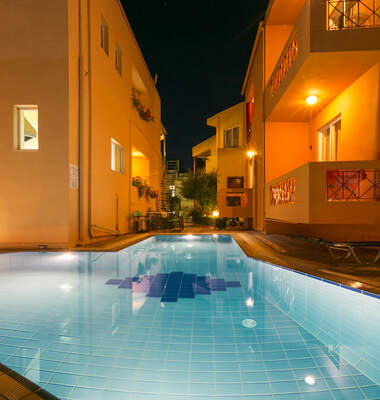 Hotel Elotia