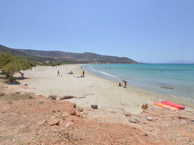 Řecko, Naxos, Pláž v letovisku Apollonas