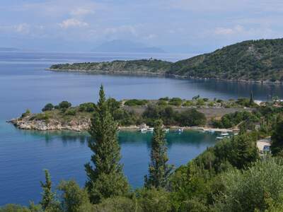 Řecko, Ithaka, Pláž Agios Nikolaos, U kostela