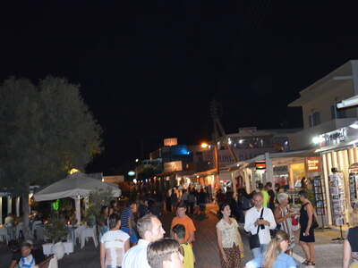 Řecko, Santorini, Letovisko Kamari