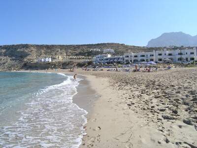 Řecko, Karpathos, Dlouhá pláž v letovisku Lefkos