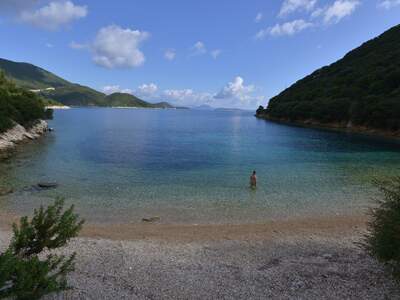 Řecko, Ithaka, Pláž Schinari, Blíž ke Kioni