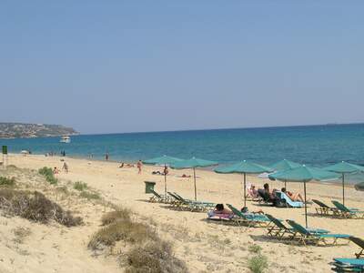 Řecko, Kefalonie, Pláž v letovisku Skala, Před tavernami