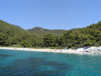 Řecko, Skopelos, Pláž Kastani, před Mammamia