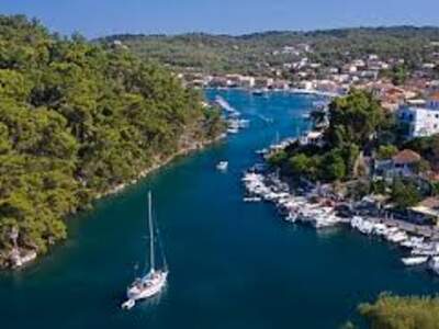 Řecko, Parga, Výlet na Paxos, Antipaxos a modré jeskyně