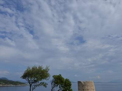 Řecko, Ithaka, Kioni- cesta k mlýnům