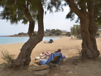 Řecko, Paros, Pláž pod penzionem Deep Blue