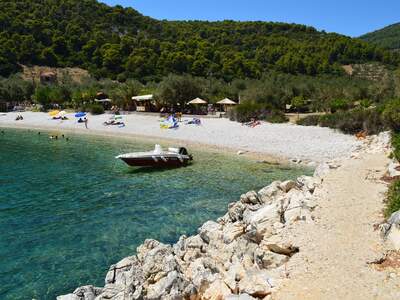 Řecko, Alonissos, Pláž Lefkos Gialos