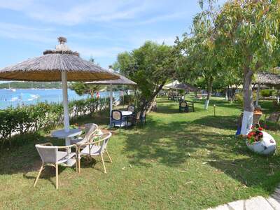 Řecko, Sivota, Pláž Galikos Molos (městská pláž)