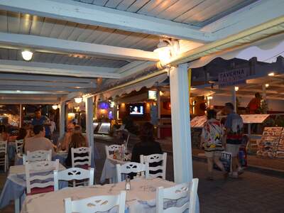 Řecko, Santorini, Letovisko Kamari