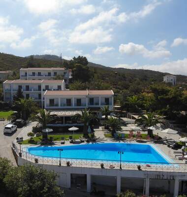 Hotel Karras